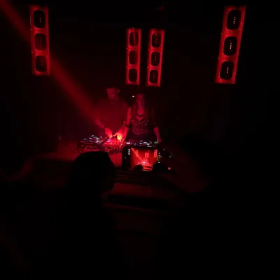 Booth action at Palais Club