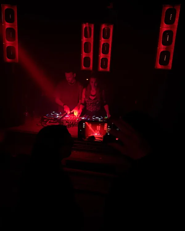 Booth action at Palais Club